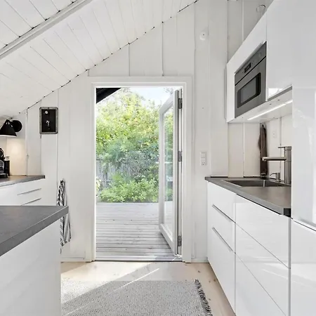 Andy - 150m From The Sea By Interhome 펜션 *